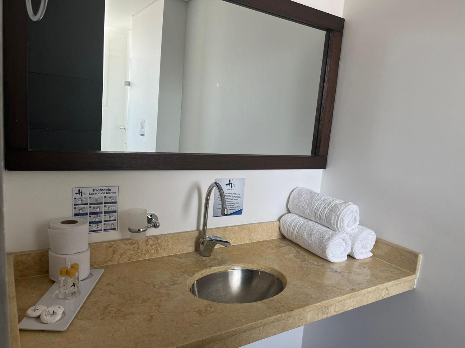 Hotel H53 Sogamoso Bagian luar foto